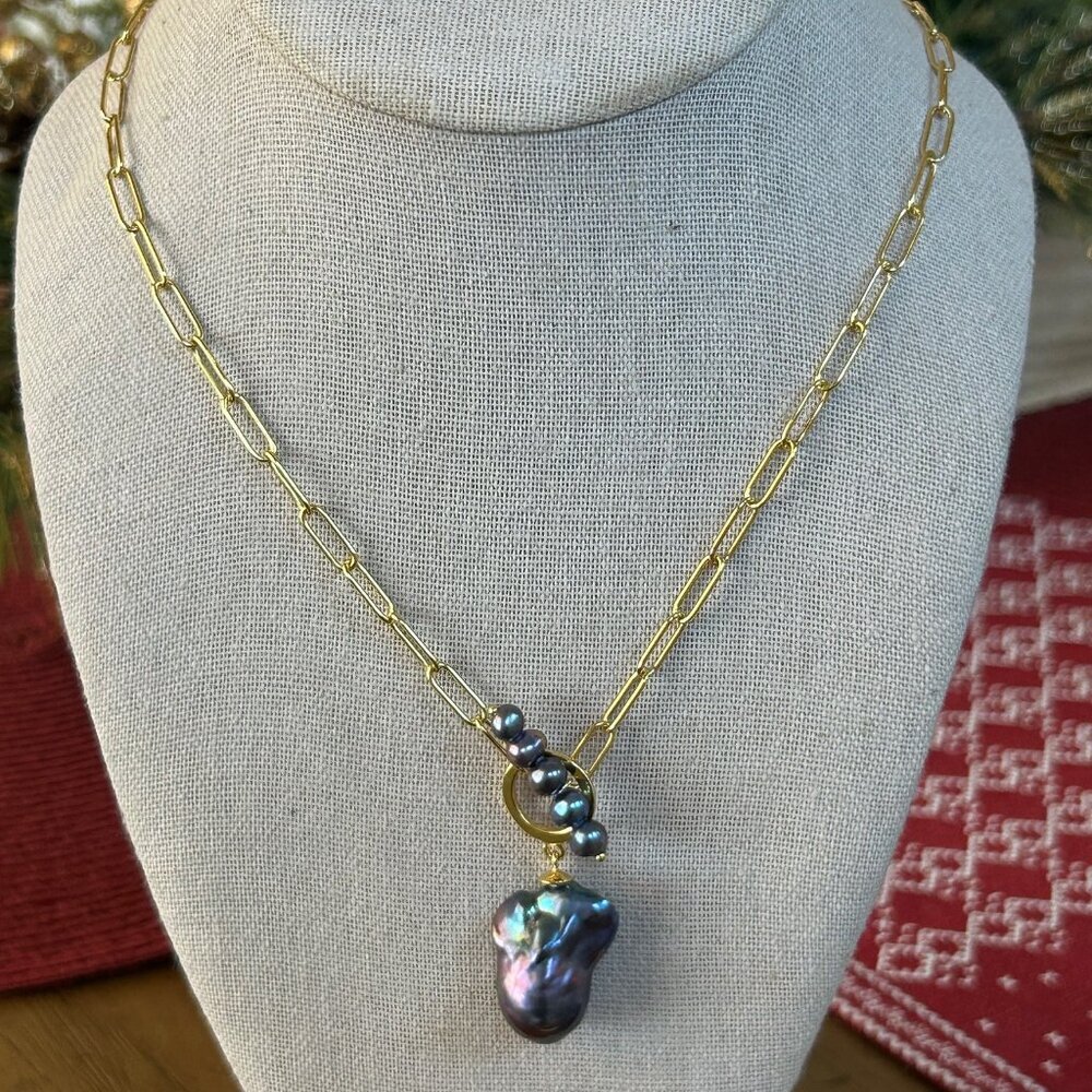 Rarities Carol Brodie 201/4" Gold Plated Pearl Toggle Drop Necklace BLACK nwt - Picture 2 of 14